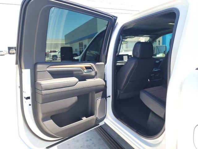 New 2026 Chevrolet Silverado 3500 High Country w/ Technology Package AWD/4WD image 34