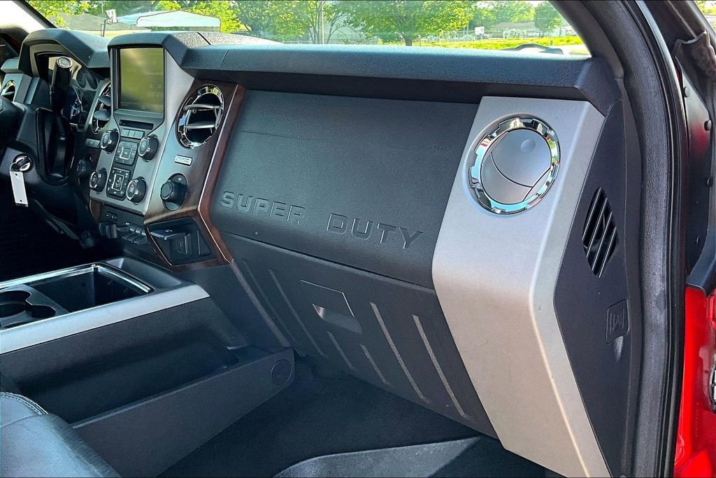 Used 2016 Ford F250 Lariat w/ Lariat Ultimate Package image 14