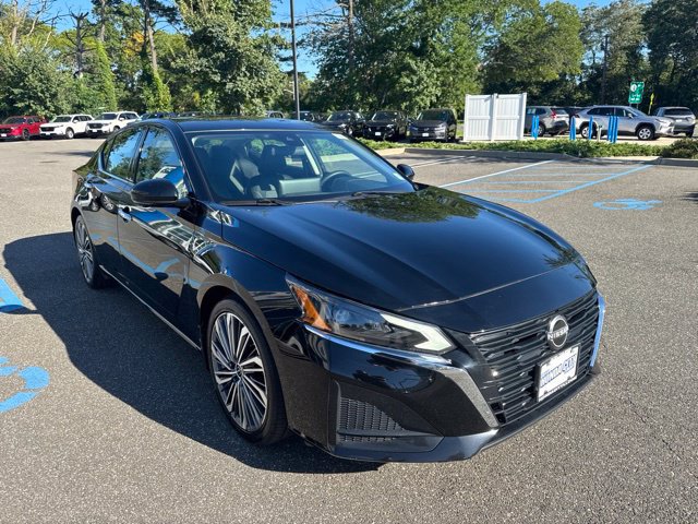 Used 2024 Nissan Altima 2.5 SL FWD image 10