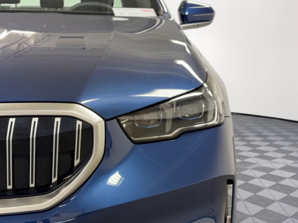 Certified 2026 BMW 530i RWD image 12