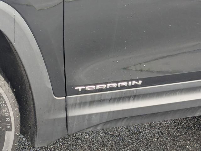 Used 2024 GMC Terrain SLT image 12