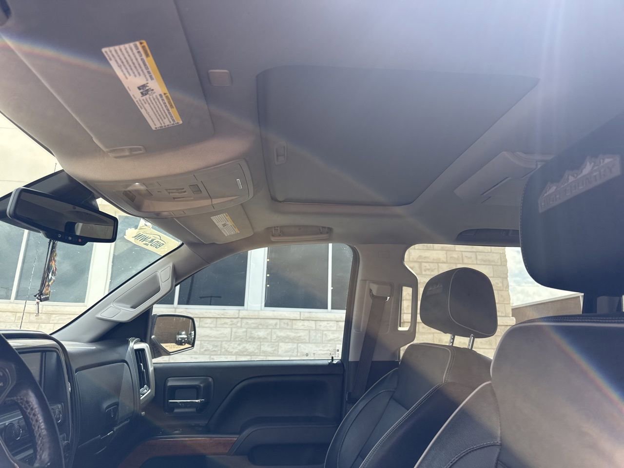 Used 2018 Chevrolet Silverado 1500 High Country image 11