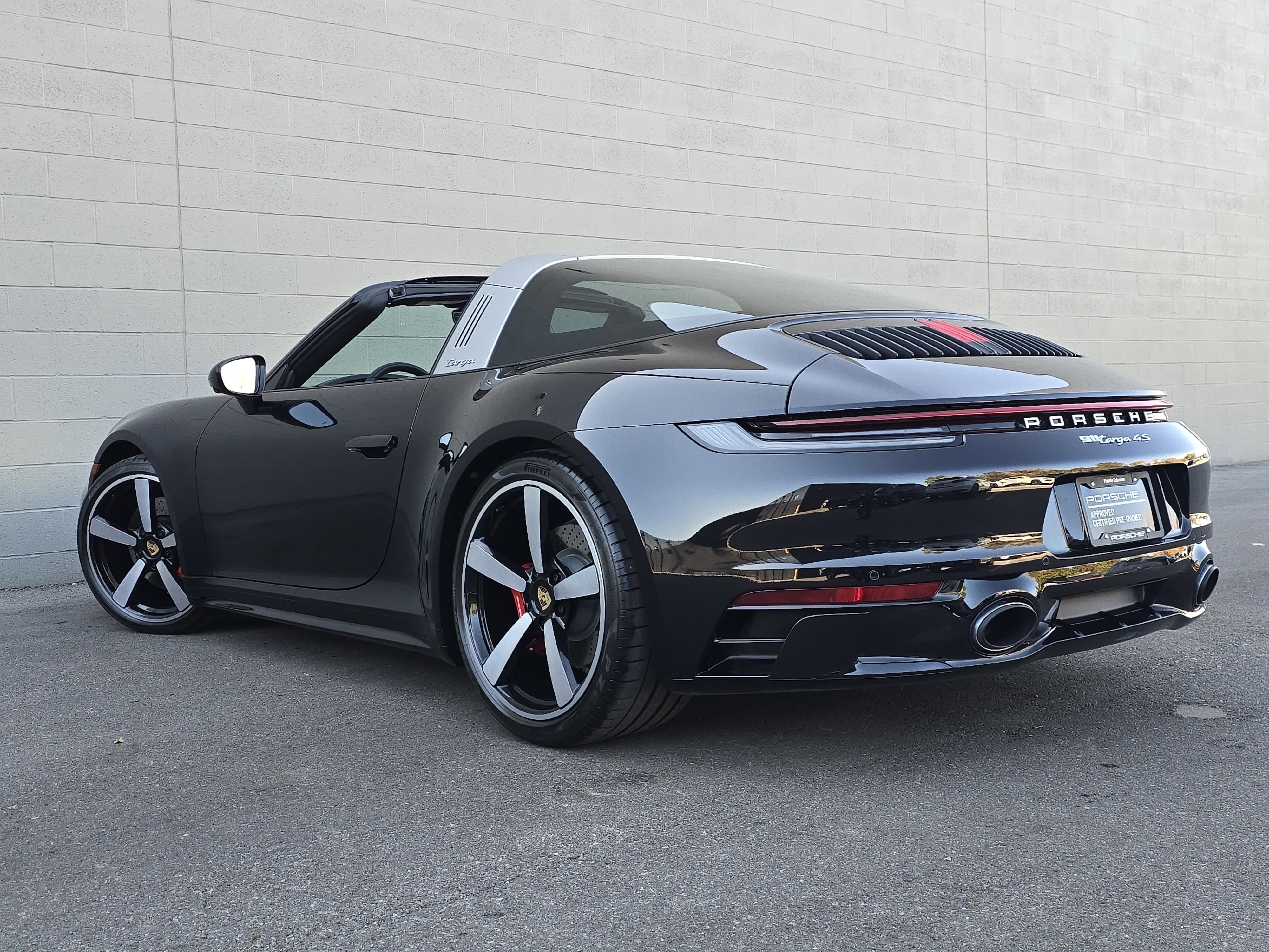 Certified 2024 Porsche 911 Targa 4S image 3