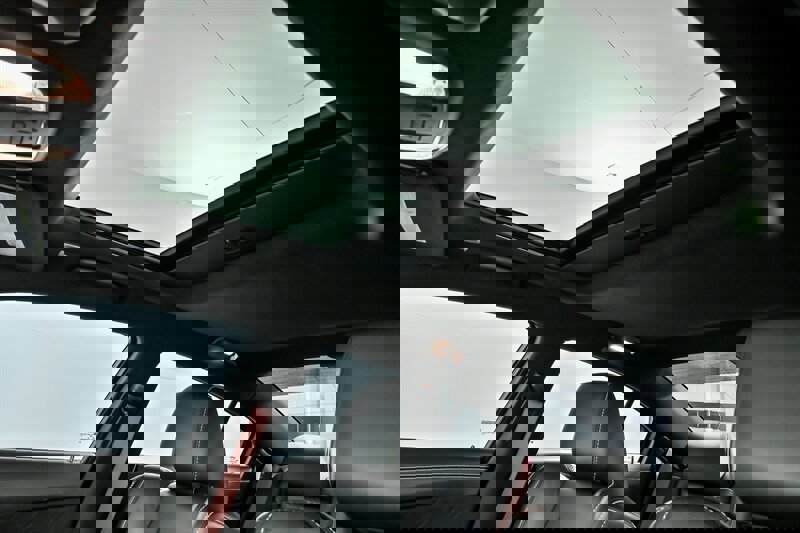 Used 2022 Dodge Charger SRT Hellcat w/ Harman/Kardon Audio Group image 20