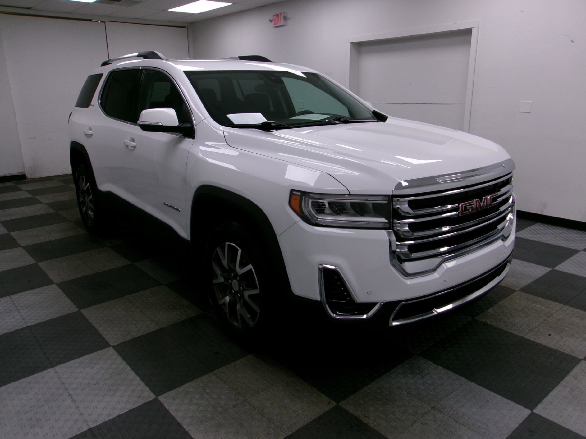 Certified 2022 GMC Acadia SLE w/ Driver Convenience Package image 15