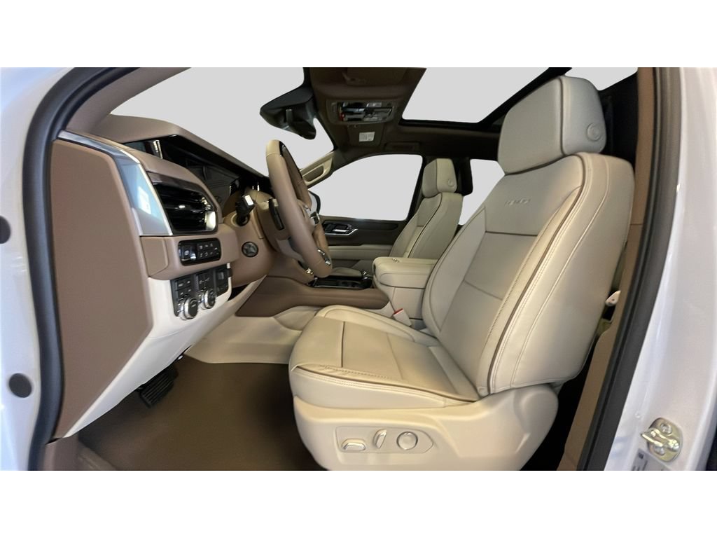 New 2026 GMC Yukon XL Denali w/ Denali Reserve Package AWD/4WD image 12