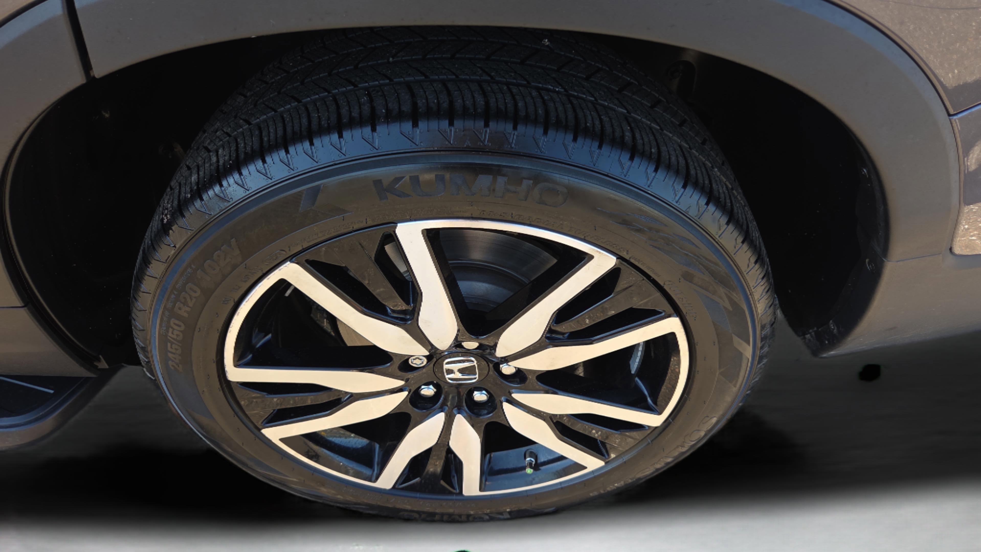 Used 2021 Honda Pilot Touring image 18