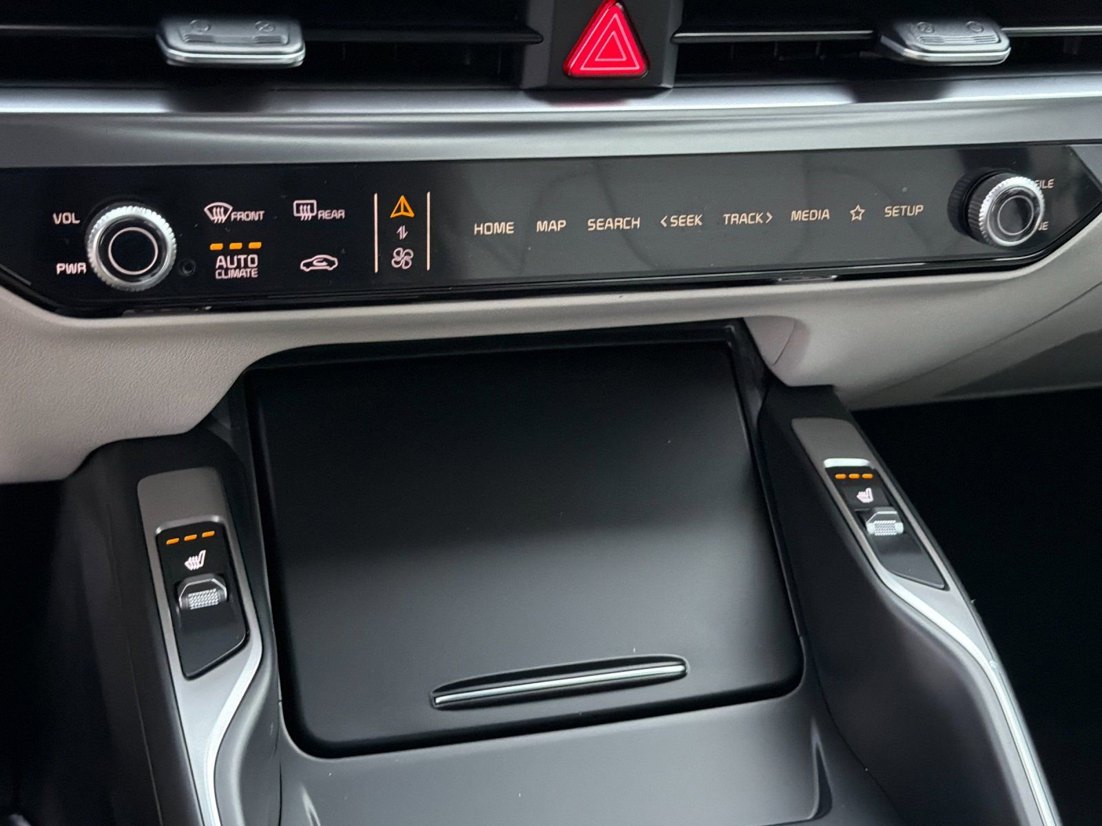 New 2026 Kia Sorento EX AWD/4WD image 22