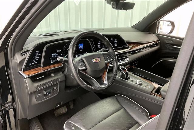 Used 2021 Cadillac Escalade Premium Luxury w/ Performance Package image 17