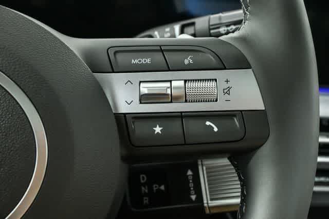 New 2025 Hyundai Sonata Limited FWD image 12