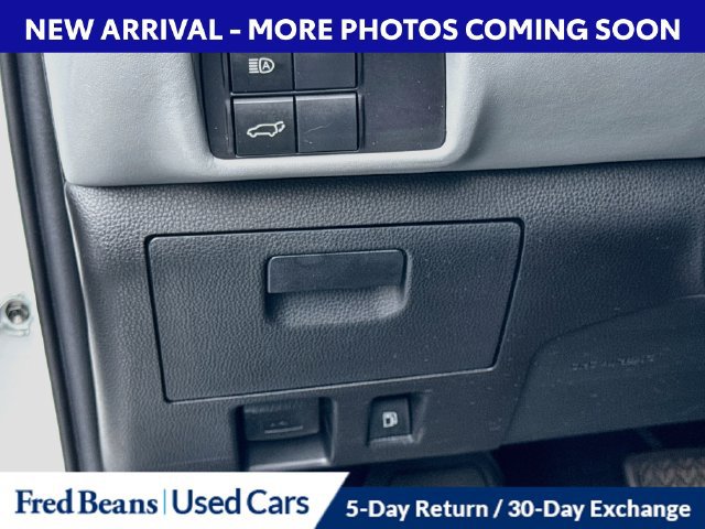 Used 2022 Toyota Highlander XLE AWD/4WD image 15