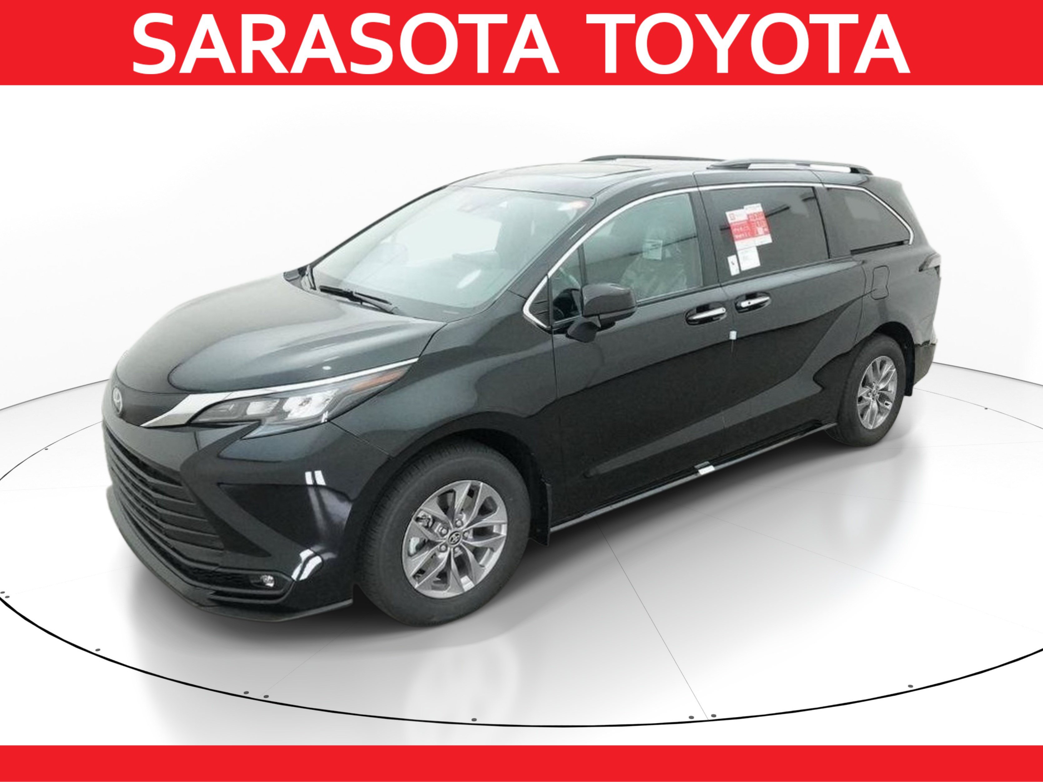 New 2026 Toyota Sienna XLE FWD image 1