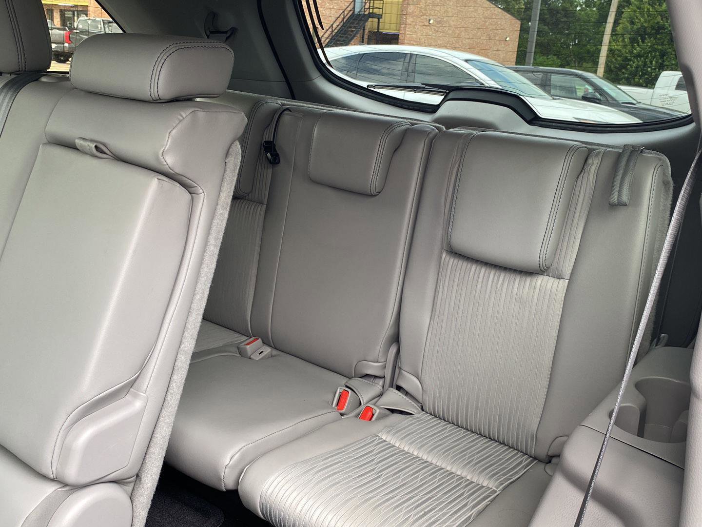 Used 2016 Toyota Highlander Plus FWD image 41