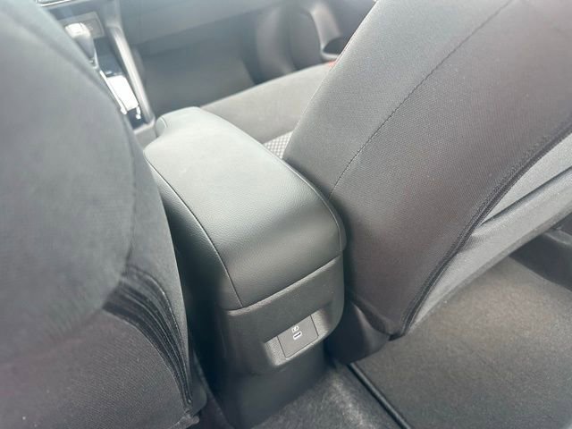 New 2025 Nissan Versa SR w/ Trunk Package image 31