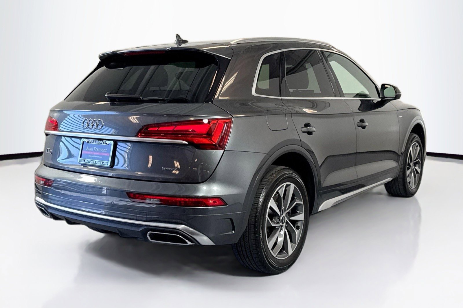 Used 2022 Audi Q5 2.0T Premium w/ Convenience Package AWD/4WD image 5