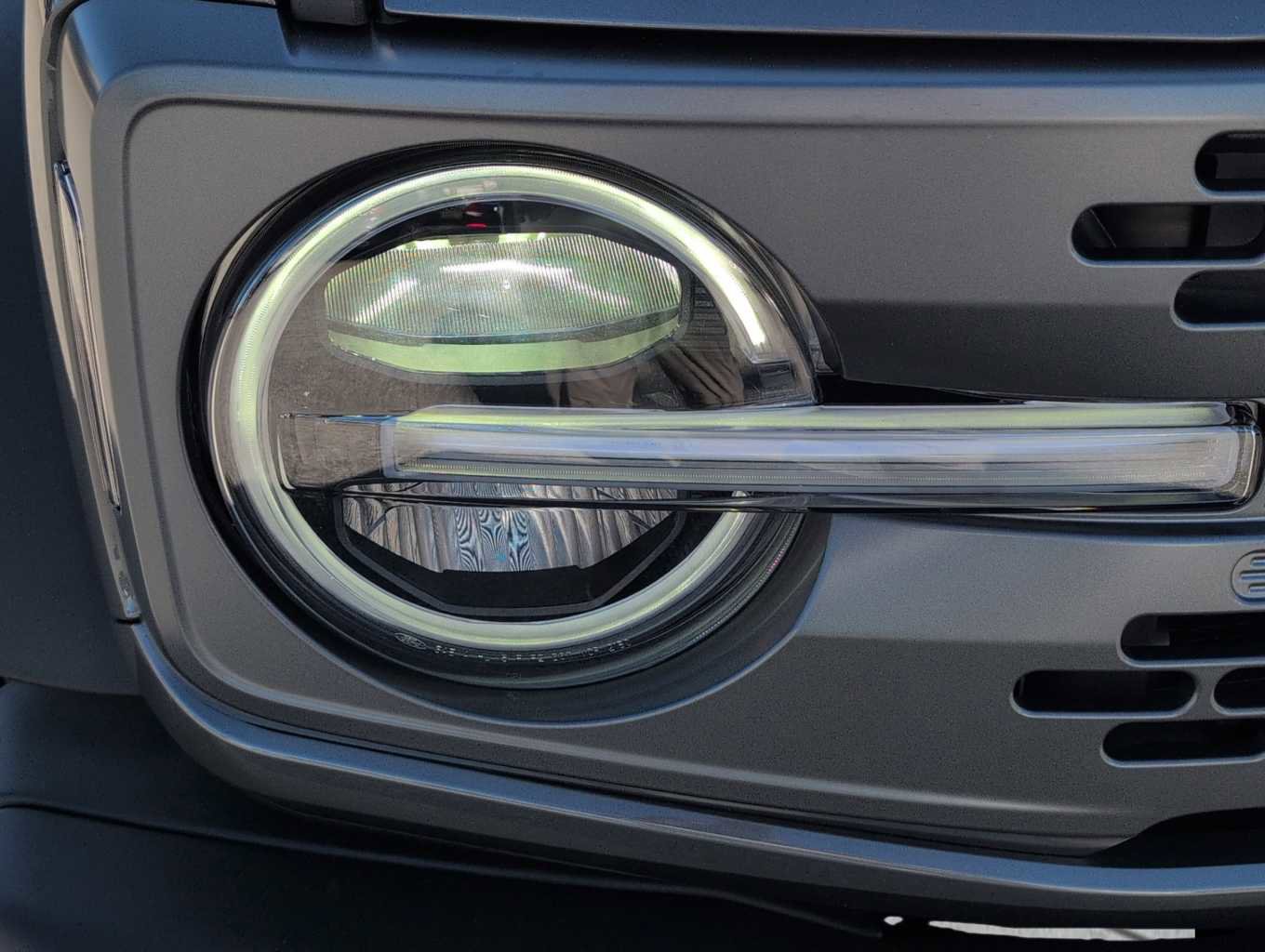 New 2025 Ford Bronco Badlands image 3