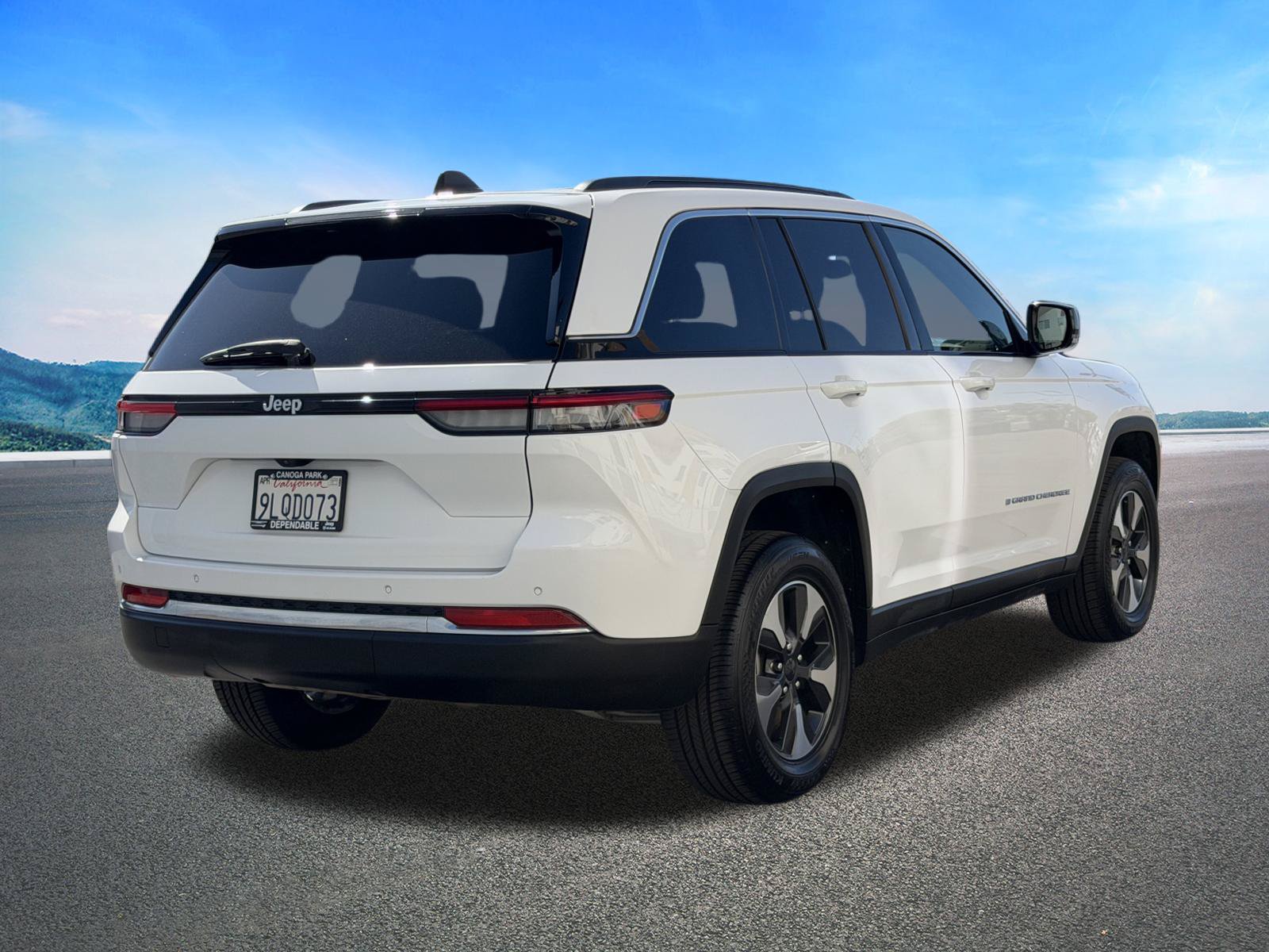 Certified 2024 Jeep Grand Cherokee Limited 4xe AWD/4WD image 9