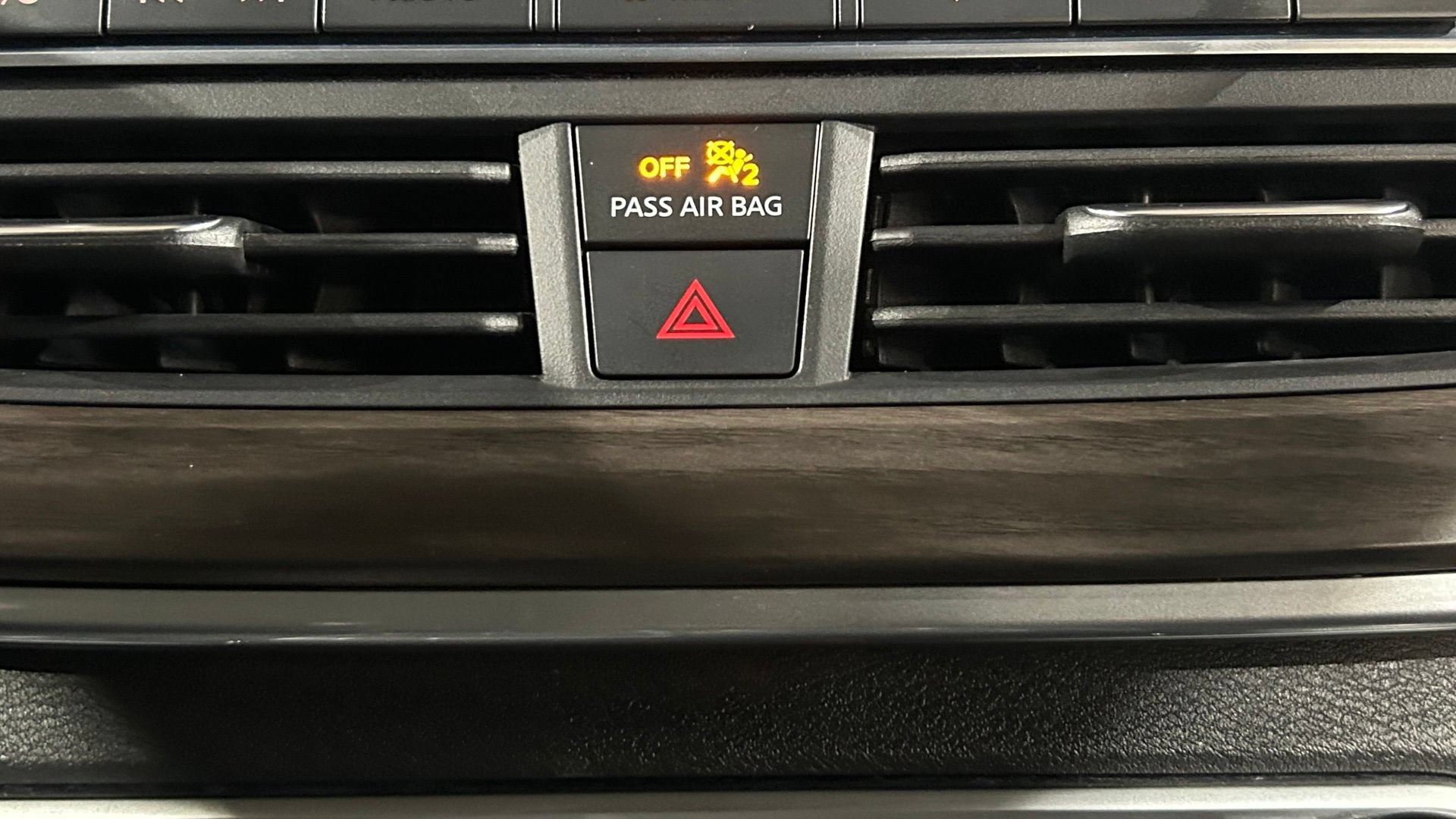 Used 2023 Nissan Altima 2.5 SV FWD image 75