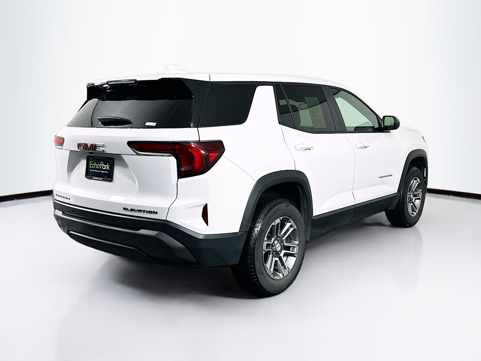 Used 2026 GMC Terrain Elevation FWD image 9