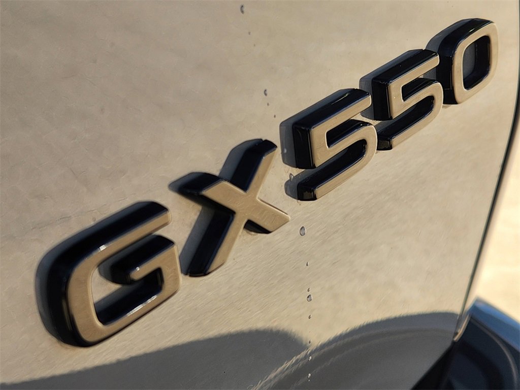 Used 2025 Lexus GX 550 550 Luxury+ image 12