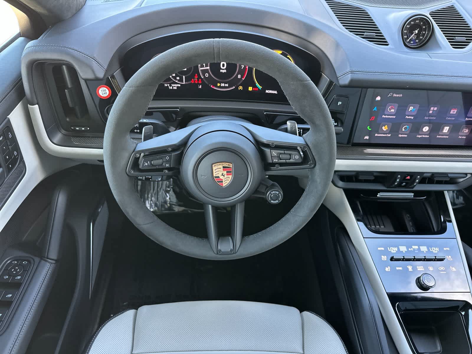 New 2026 Porsche Cayenne GTS AWD/4WD image 15
