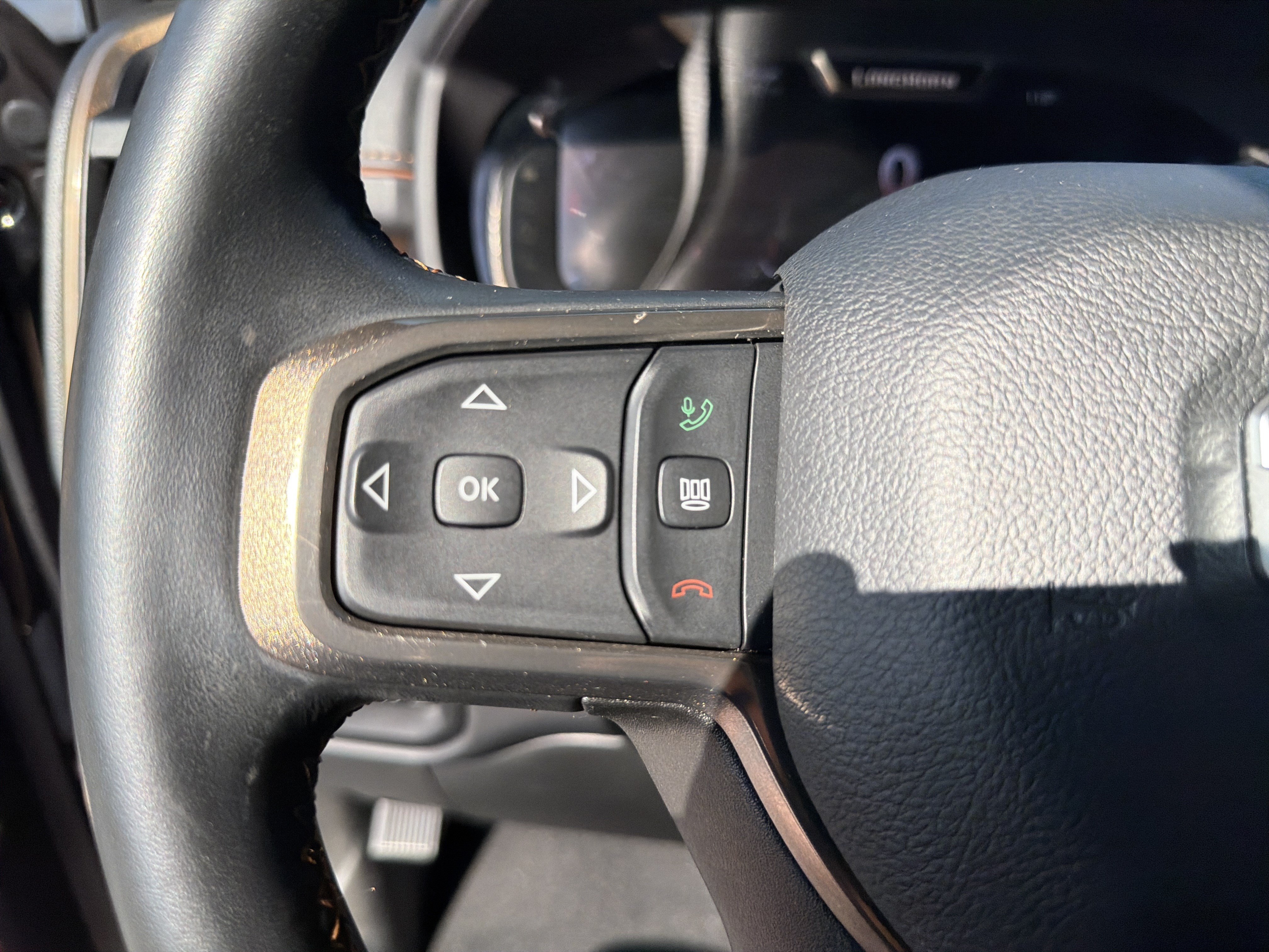 Used 2023 RAM 2500 Limited AWD/4WD image 29