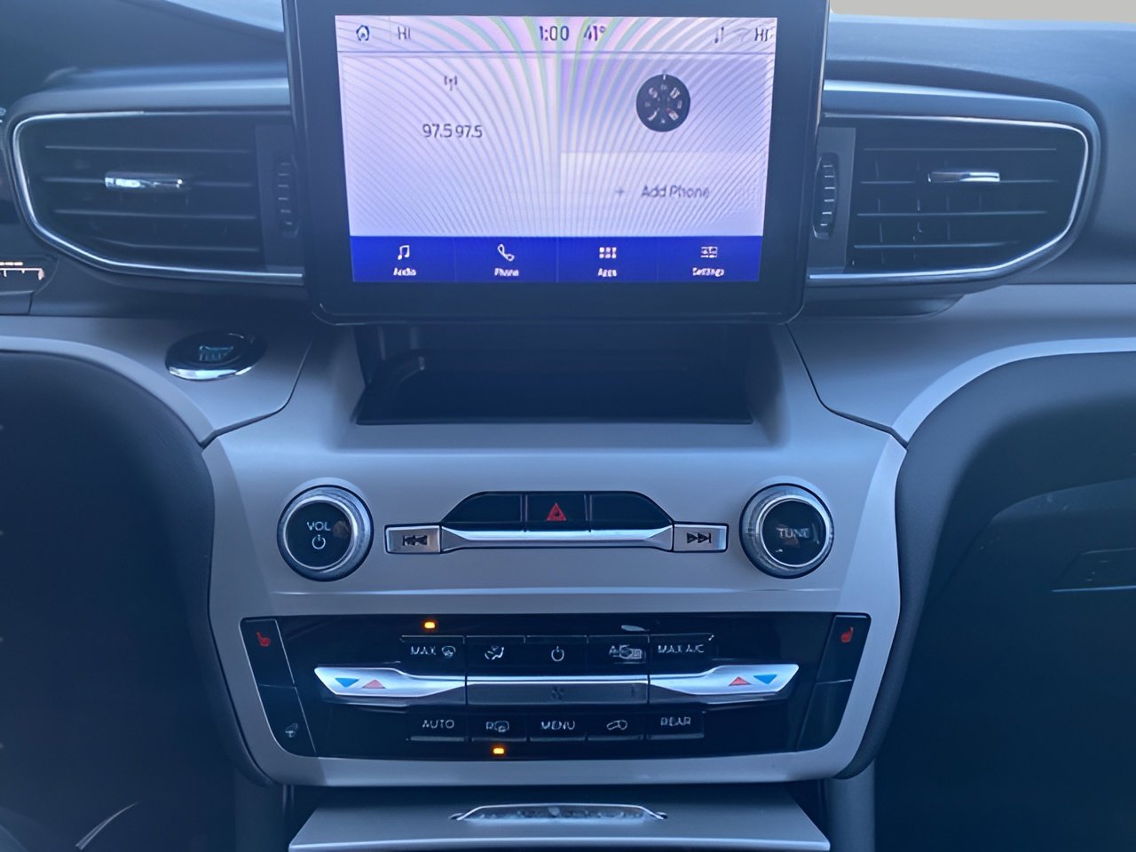 Certified 2023 Ford Explorer XLT w/ Equipment Group 202A image 20