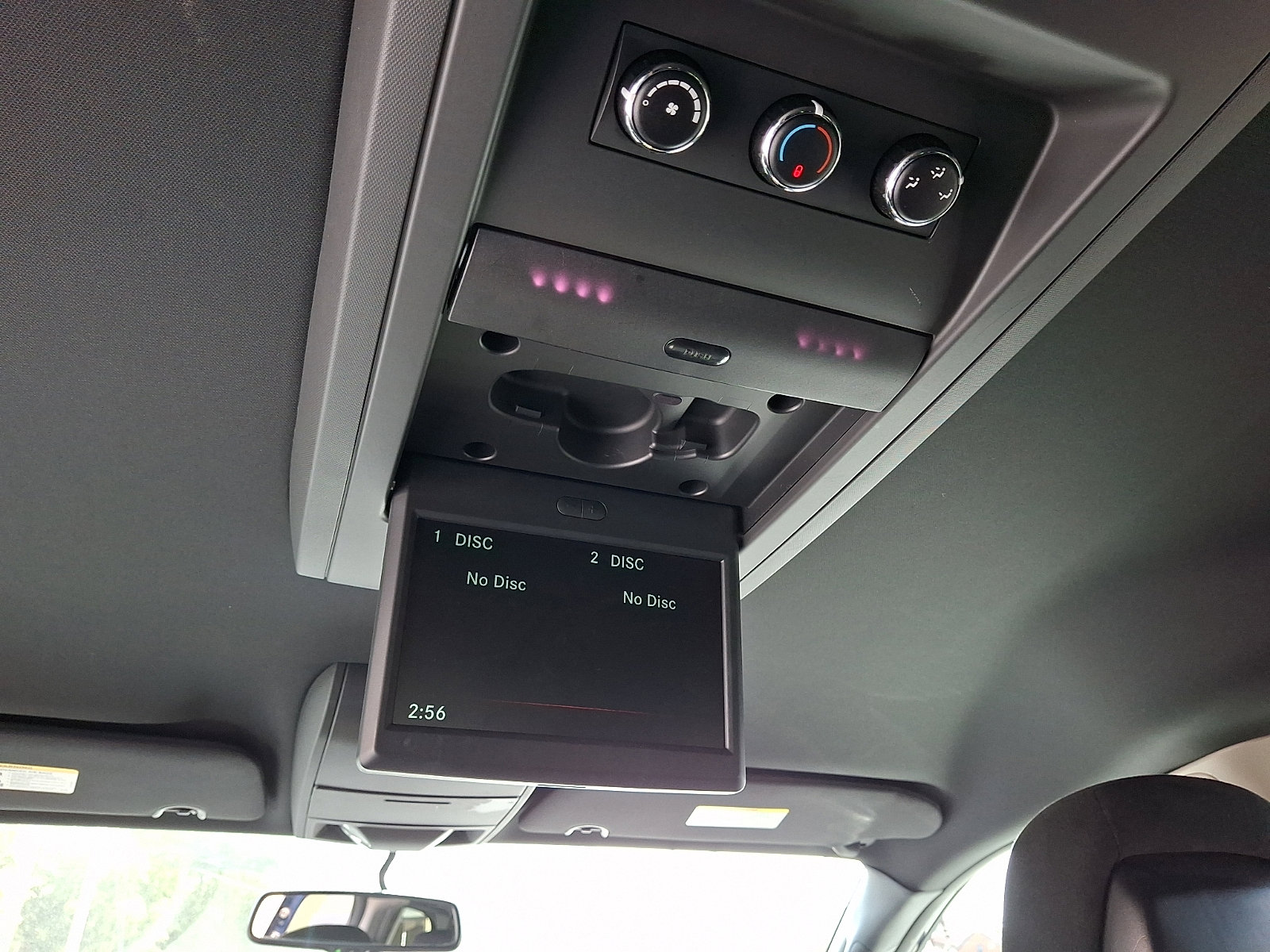 Used 2016 Dodge Grand Caravan SE FWD image 13