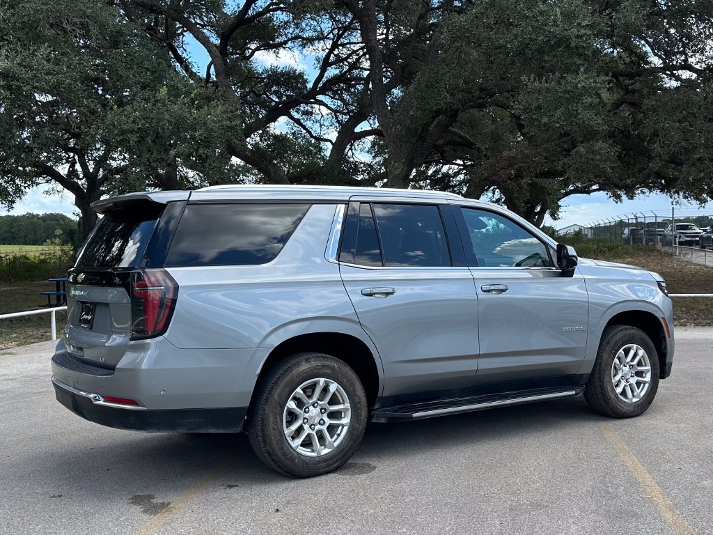Used 2025 Chevrolet Tahoe LT RWD image 5