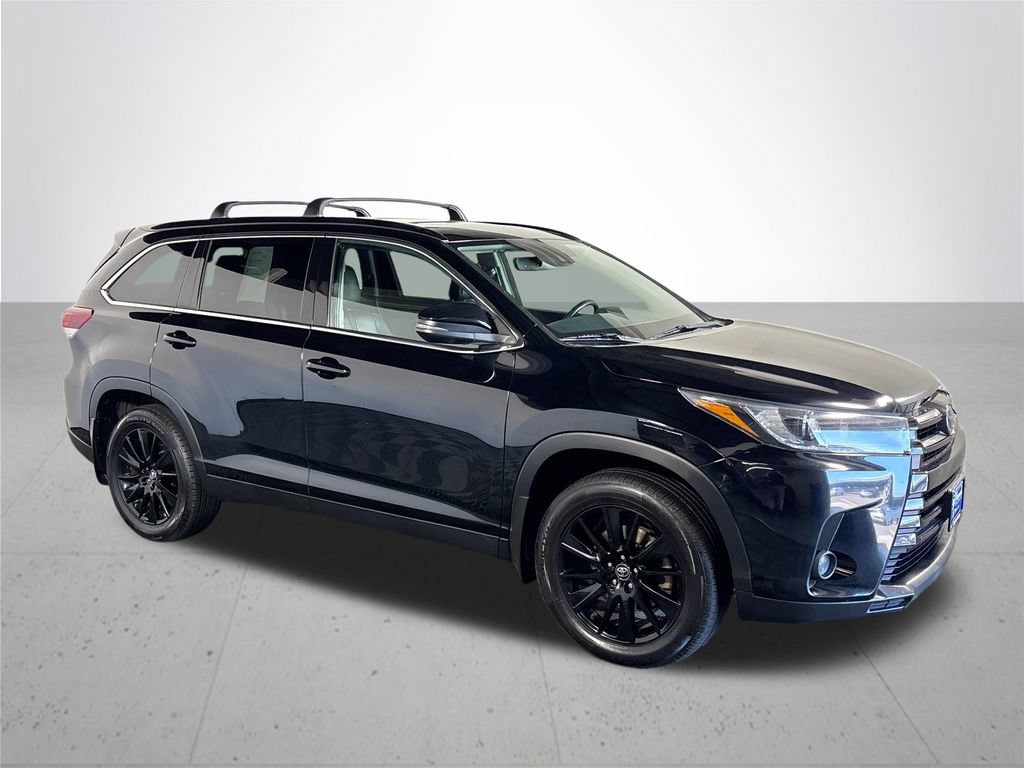 Used 2019 Toyota Highlander SE AWD/4WD image 4