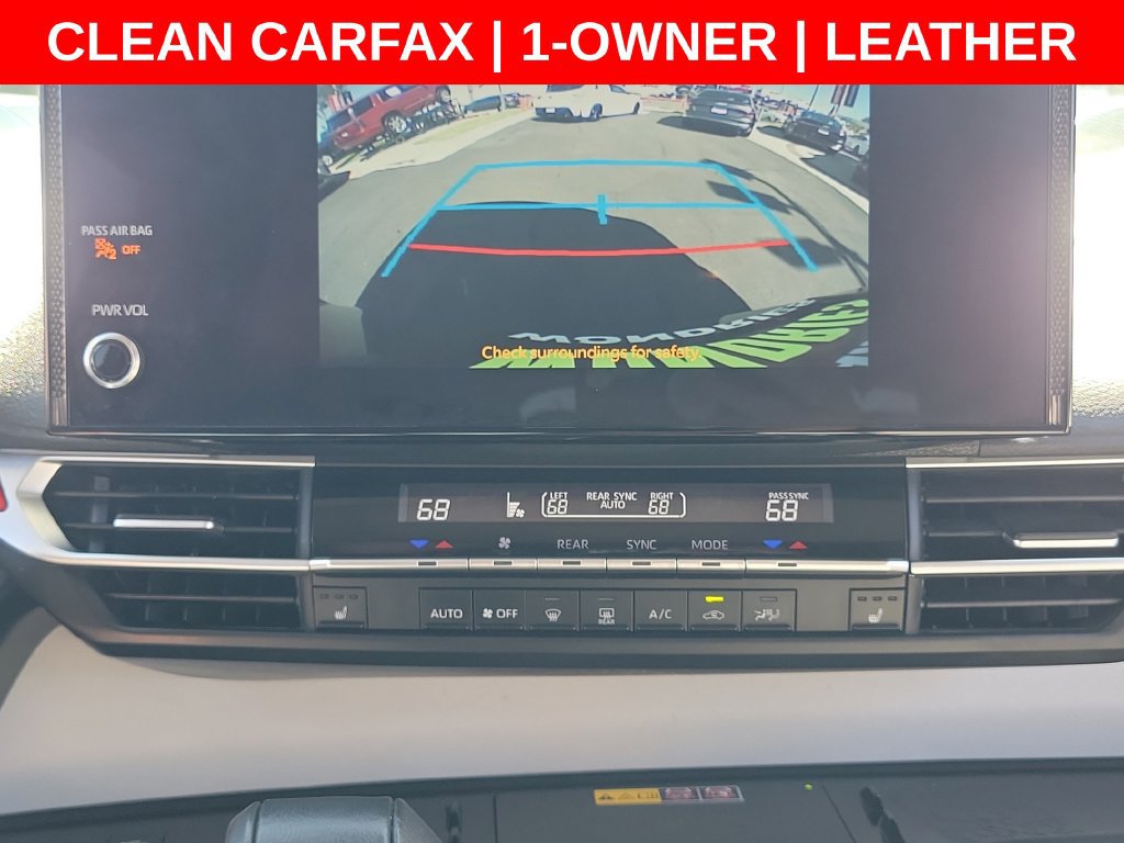 Used 2025 Toyota Sienna XLE FWD image 33