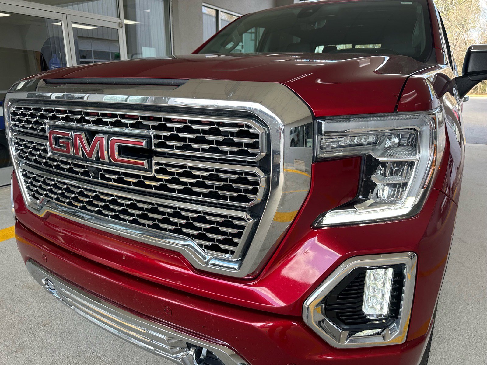 Used 2021 GMC Sierra 1500 Denali w/ Denali Ultimate Package image 2