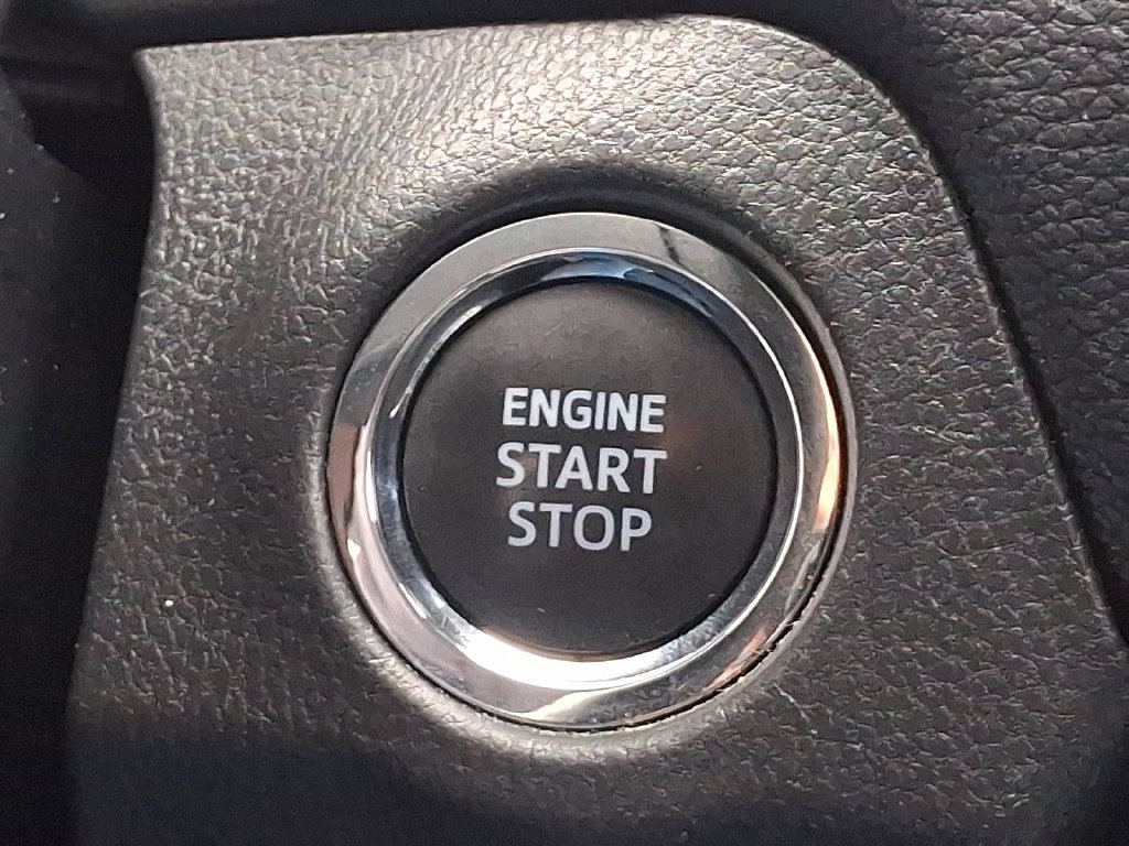 Certified 2025 Toyota RAV4 XLE AWD/4WD image 22