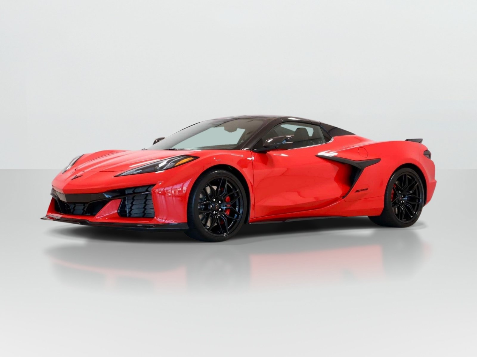 Used 2024 Chevrolet Corvette Z06 RWD image 35