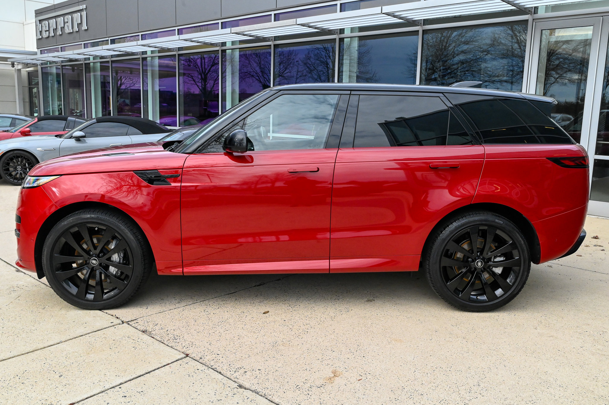Used 2025 Land Rover Range Rover Sport Dynamic SE image 8