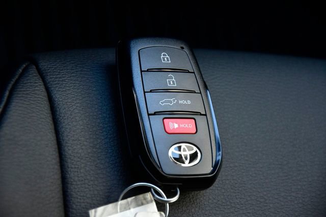New 2026 Toyota Grand Highlander XLE image 28
