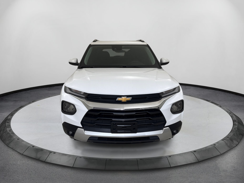 Used 2022 Chevrolet TrailBlazer LT FWD image 2