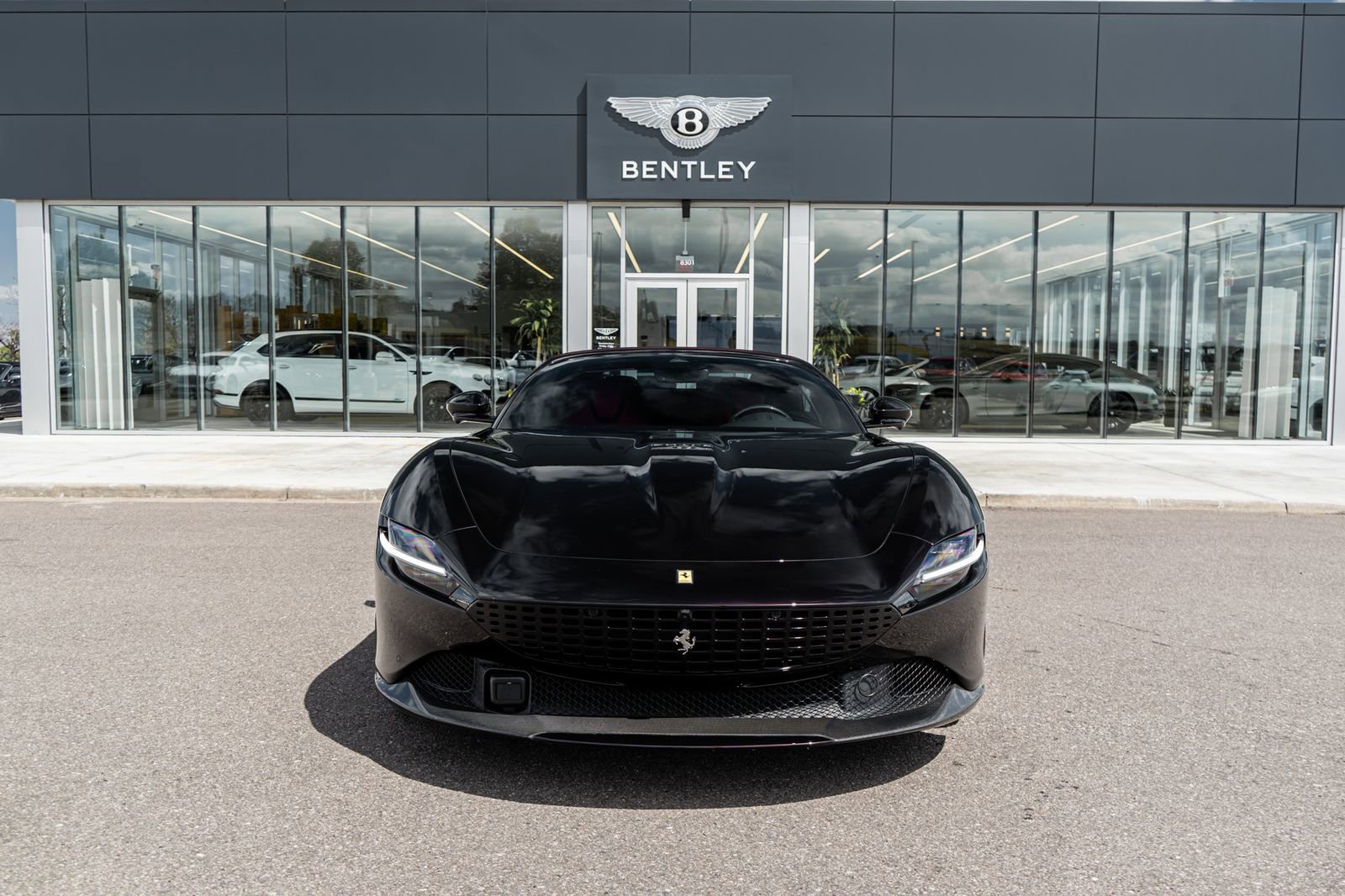 Used 2024 Ferrari Roma Spider RWD image 20