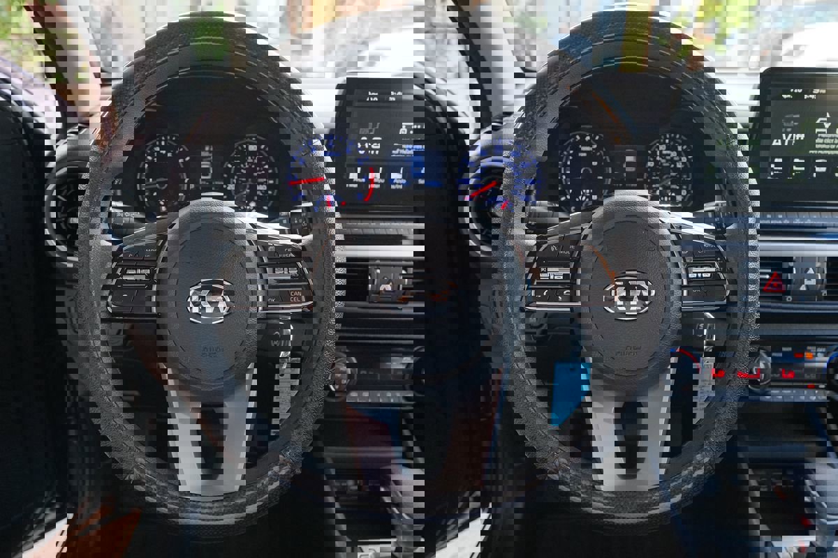 Used 2019 Kia Forte LXS image 17