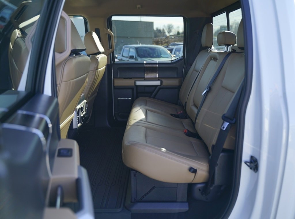 Used 2022 Ford F250 Lariat w/ Chrome Package image 28