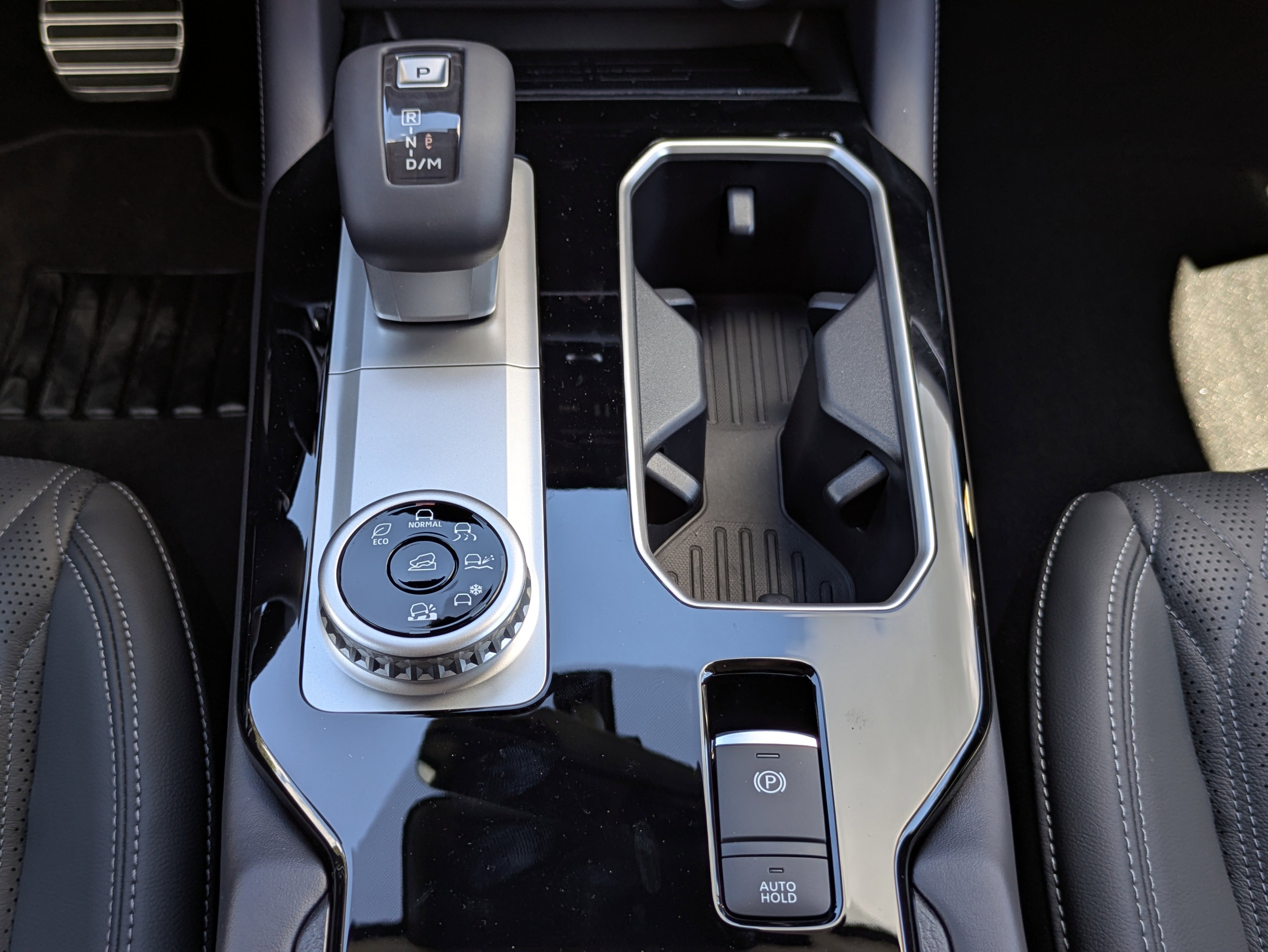 New 2025 Mitsubishi Outlander SEL image 22