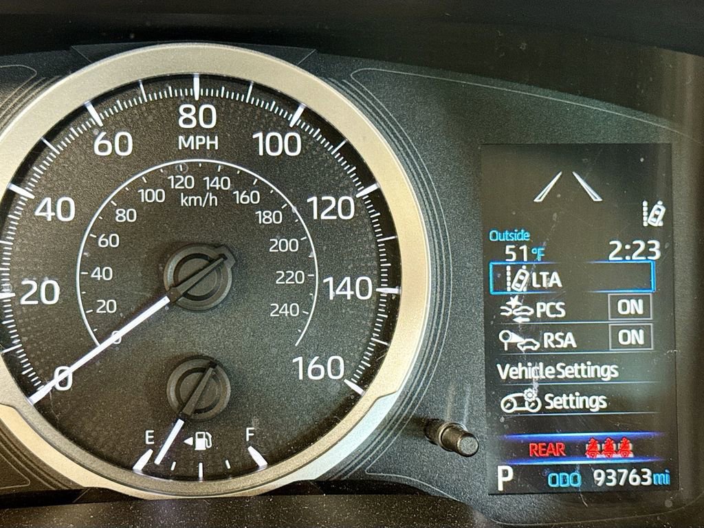 Used 2020 Toyota Corolla LE image 17