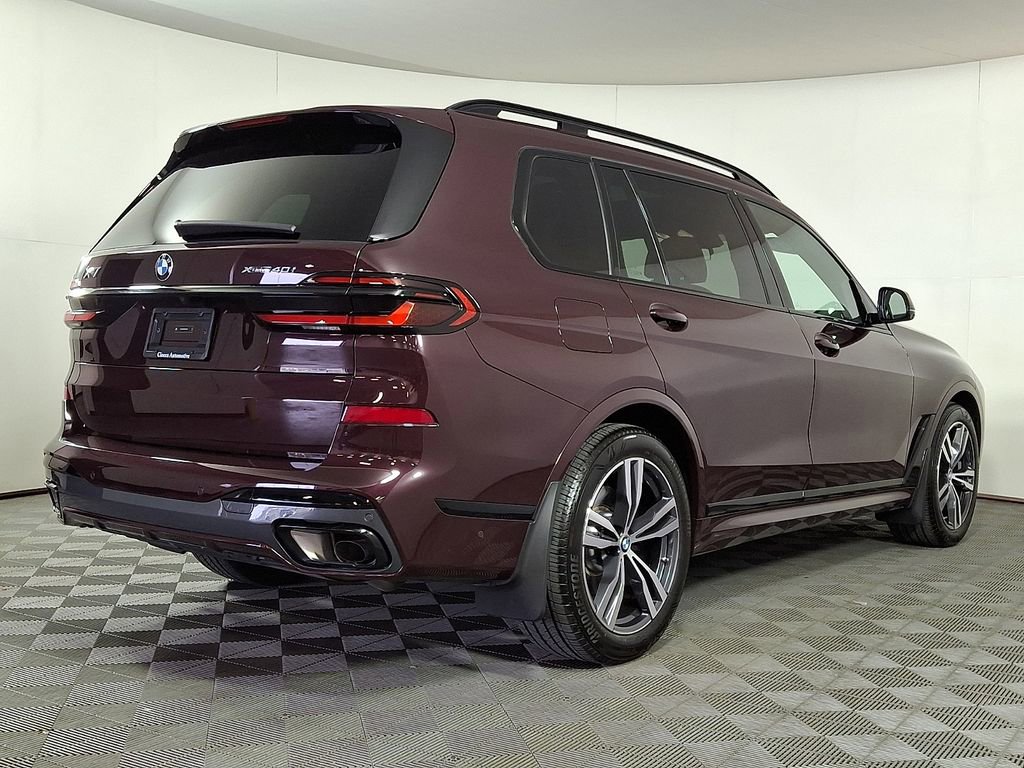 Certified 2024 BMW X7 xDrive40i w/ Executive Package image 9