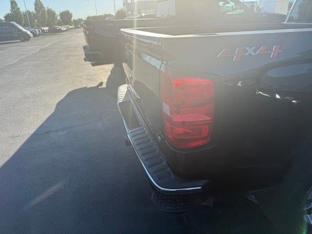 Used 2019 Chevrolet Silverado 1500 LT w/ All Star Edition AWD/4WD image 12