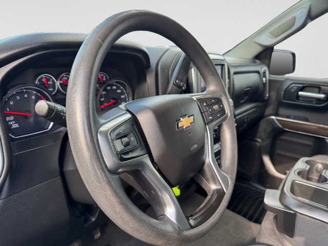 Used 2020 Chevrolet Silverado 1500 LT w/ Trailering Package AWD/4WD image 13