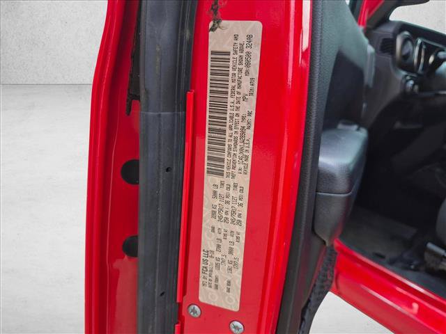 Used 2018 Jeep Wrangler Sport AWD/4WD image 30