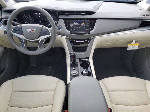 New 2026 Cadillac XT5 Premium Luxury w/ Driver Assist Package image 7