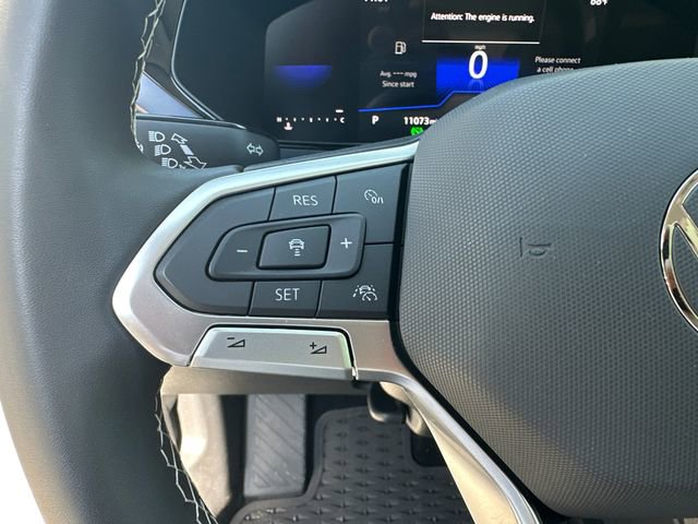 Used 2023 Volkswagen Taos SE w/ Panoramic Sunroof Package FWD image 24