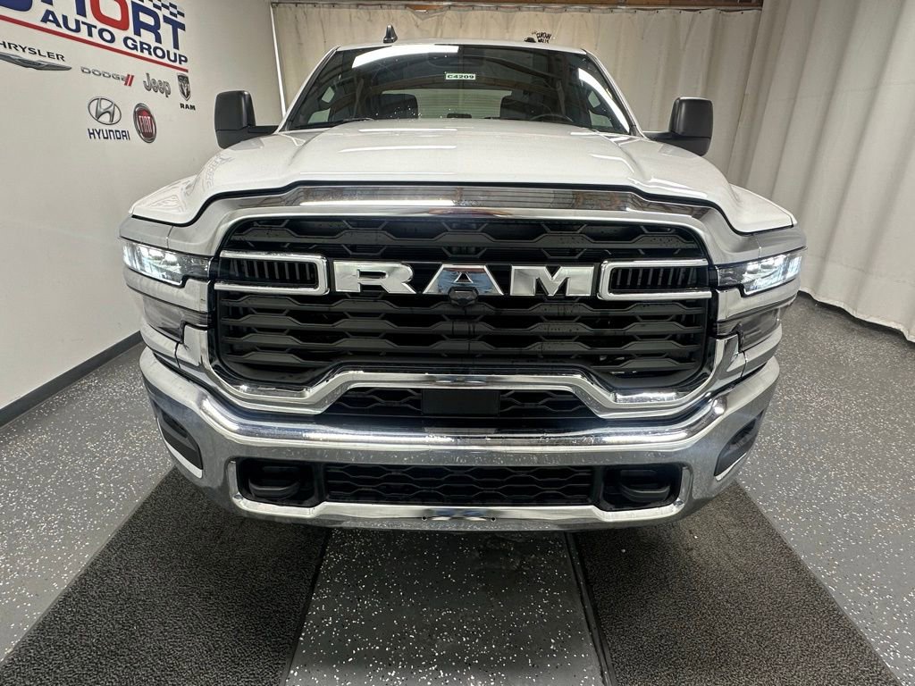 New 2026 RAM 2500 Tradesman w/ Chrome Appearance Group image 3