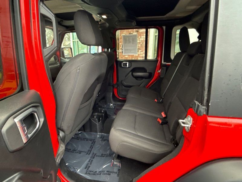 Used 2018 Jeep Wrangler Unlimited Sport S image 14